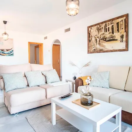 Bioparc Atico Muy Amplio Y Soleado, Cerca De La Playa Y Centro, Con Parking Y Ac Fuengirola