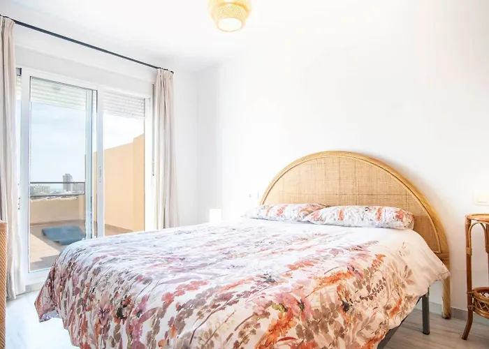 Bioparc Atico Muy Amplio Y Soleado, Cerca De La Playa Y Centro, Con Parking Y Ac * Fuengirola