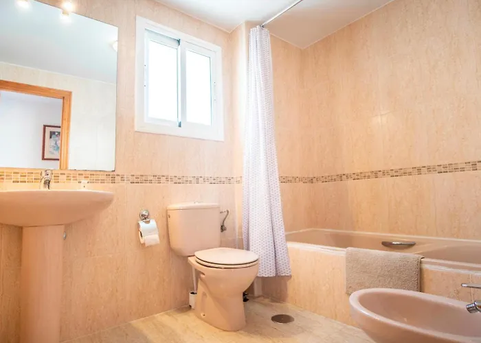 Bioparc Atico Muy Amplio Y Soleado, Cerca De La Playa Y Centro, Con Parking Y Ac Apartment *