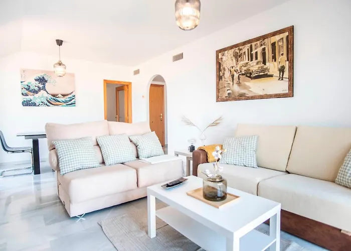 Bioparc Atico Muy Amplio Y Soleado, Cerca De La Playa Y Centro, Con Parking Y Ac Fuengirola